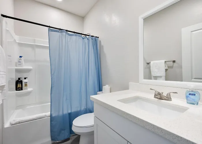 Apartment 2b2b With Free Parking And Premium Beds Glendale